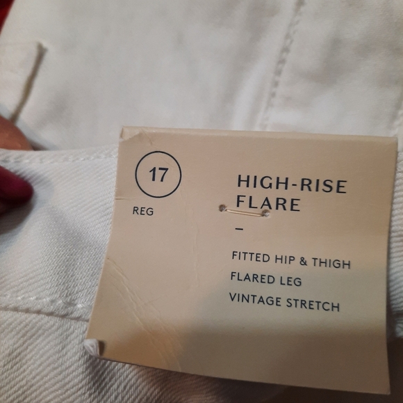 NWT Universal Thread High Rise White Flare Jeans Size 17 - Picture 3 of 10